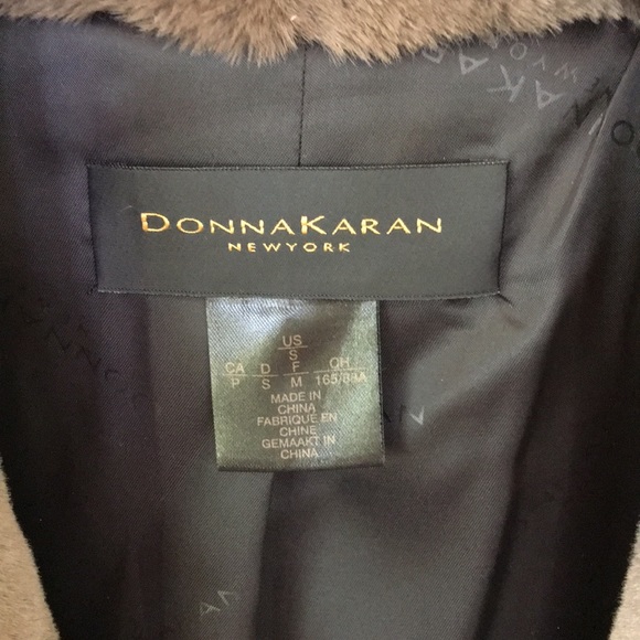 NWT Donna Karan New York faux fur coat size S - Picture 3 of 12